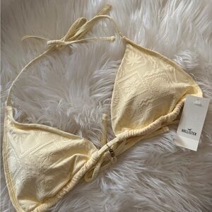 Hollister Pale Yellow Embossed Triangle Bikini Top